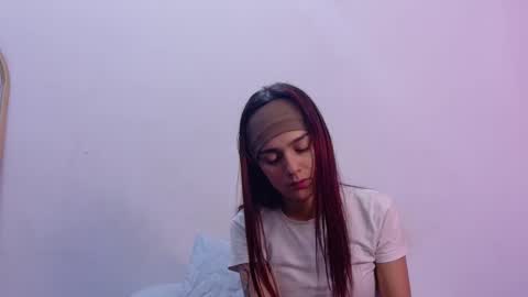 Snapshot of hotlittlechill chatting on 02.03.26 hotlittlechill online show from 02.03.26