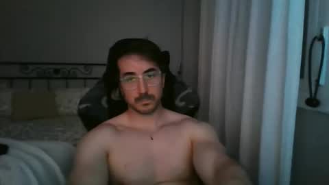 Snapshot of hotman_40_ chatting on 04.15.26 hotman_40_ online show from 04.15.26