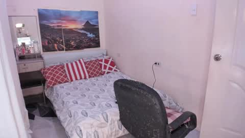 Madi online show from 12.23.24