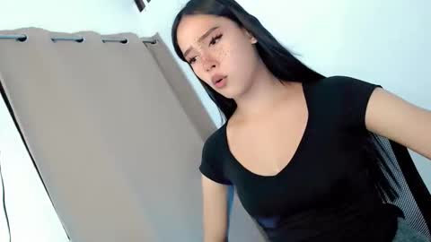 HOT BEATRICE online show from 09.10.25