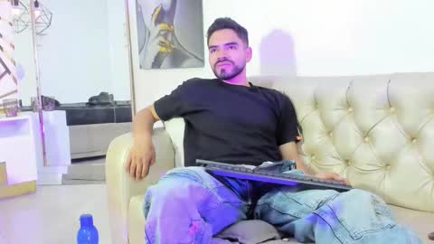 Snapshot of hotpulse_vc chatting on 03.14.26 hotpulse vc online show from 03.14.26