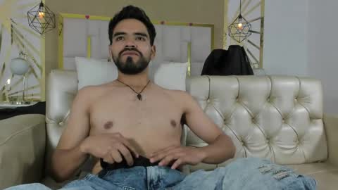 Snapshot of hotpulse_vc chatting on 03.24.26 hotpulse vc online show from 03.24.26