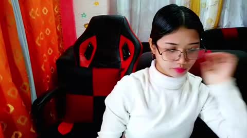 Snapshot of hotrichelleann chatting on 07.22.26 hotrichelleann online show from 07.22.26