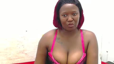 hotsexytracyx online show from 12.24.24