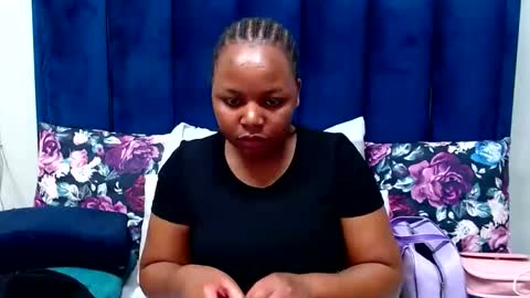 hotsmalltitsx online show from 04.30.26