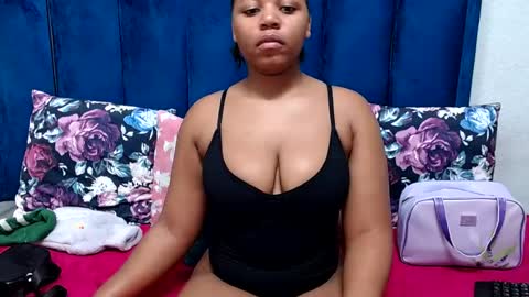hotsmalltitsx online show from 07.14.26