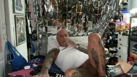 hotstuff775616 online show from 04.28.26