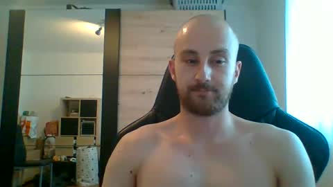 Snapshot of hotswissboy98 chatting on 06.29.26 hotswissboy98 online show from 06.29.26