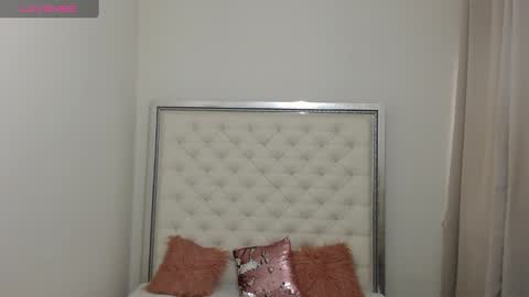 Eryka online show from 01.16.25