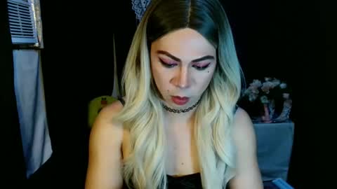 Snapshot of hott_summerr chatting on 02.05.25 Alex Summer online show from 02.05.25