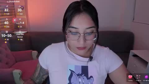 hottbee3645 online show from 02.20.26