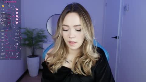 hello Im Eva online show from 01.28.25