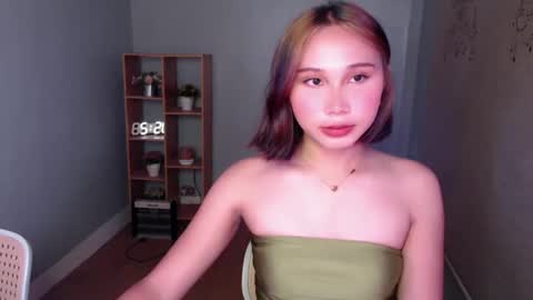 Snapshot of hottest_girl_vivianexx chatting on 02.27.25 online show from 02.27.25