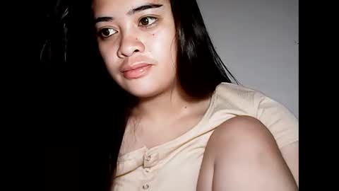 Snapshot of hottie_asianbabe chatting on 05.08.26 Leen online show from 05.08.26