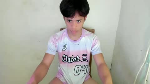 Snapshot of hottie_migs chatting on 06.10.26 hottie_migs online show from 06.10.26