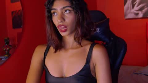Veronica independent model online show from 05.01.26