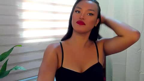 Snapshot of hottieelijah760282 chatting on 09.22.25 Maxine online show from 09.22.25