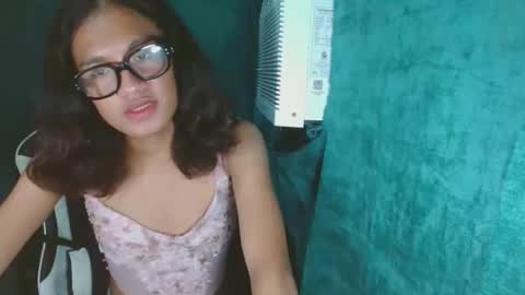 hottiest_luna online show from 04.29.26