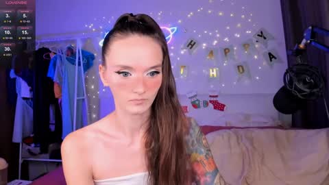 Snapshot of hottiesteverly chatting on 01.10.25 Jane online show from 01.10.25