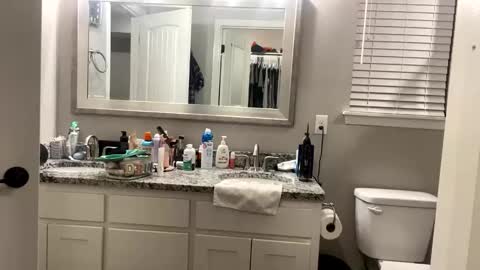 hottiewithabody101 online show from 11.17.25