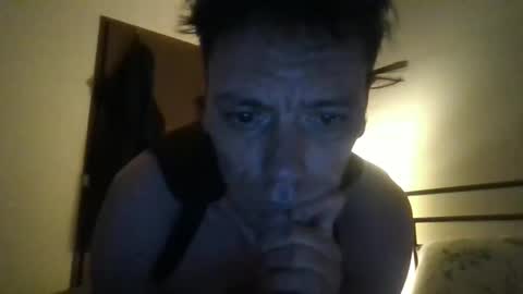 Snapshot of hottnready4u chatting on 12.14.25 Hottnready4u online show from 12.14.25