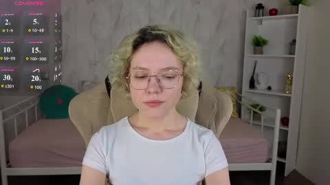 Snapshot of hottokori chatting on 07.17.26 Kori online show from 07.17.26