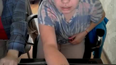 Snapshot of hotty_mary chatting on 02.27.26 Mary online show from 02.27.26