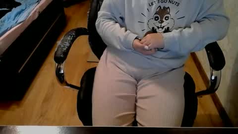 Mary online show from 04.26.26