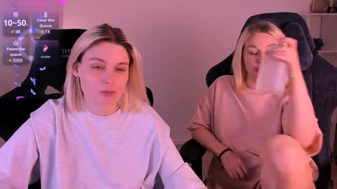 Nessie and Jessie online show from 12.01.24