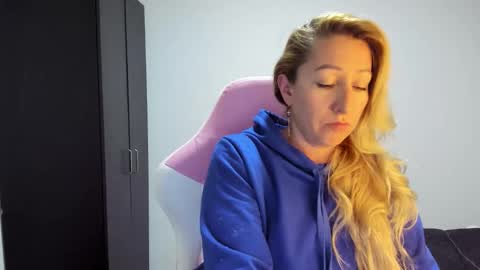 hottychrystal online show from 02.07.26