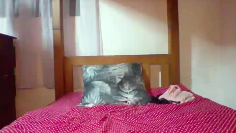 HottyFGirl online show from 02.21.25