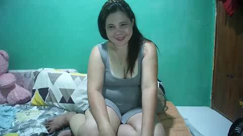 hotwetmommaxxx online show from 01.11.25