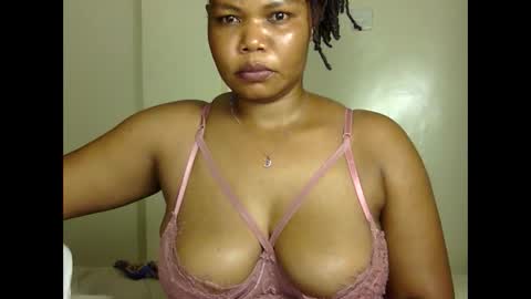 Snapshot of hotysquiter433224 chatting on 11.24.25 hotysquiter433224 online show from 11.24.25