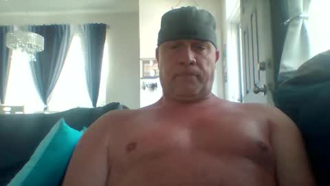 Snapshot of hotyummycock69 chatting on 04.17.26 hotyummycock69 online show from 04.17.26