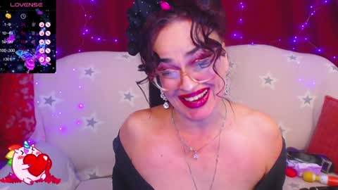 Snapshot of hotzlata chatting on 01.15.25 Hotzlata online show from 01.15.25