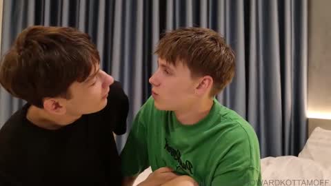 Snapshot of howardkottam chatting on 03.07.26 howardkottam online show from 03.07.26