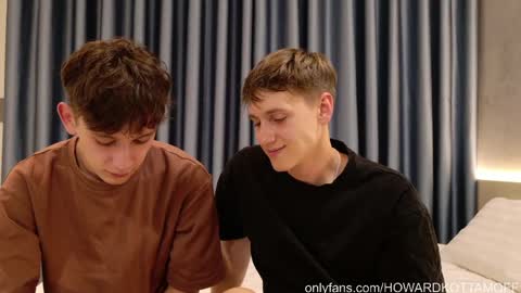 Snapshot of howardkottam chatting on 04.04.26 howardkottam online show from 04.04.26