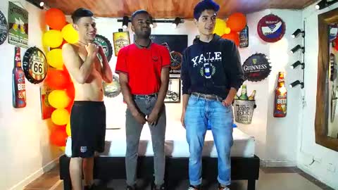 HOWENTS online show from 02.15.25