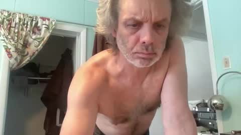 howlingatnothing online show from 12.16.25