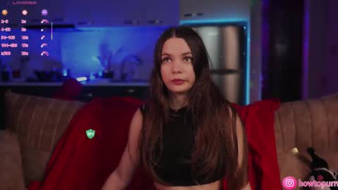 Mia online show from 11.16.25