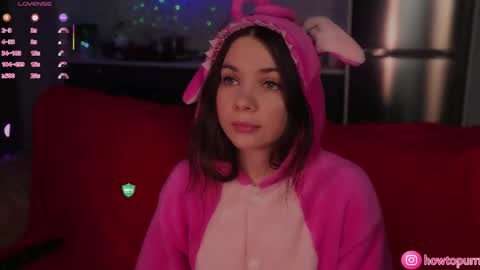 Mia online show from 12.16.25