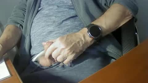 Snapshot of hpeter111 chatting on 12.19.24 Peter online show from 12.19.24