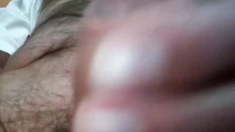 Snapshot of hrubesch2019 chatting on 11.01.25 hrubesch2019 online show from 11.01.25