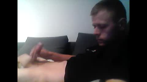 hubikush22 online show from 10.27.25