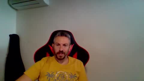 huge__cumshot online show from 09.18.25