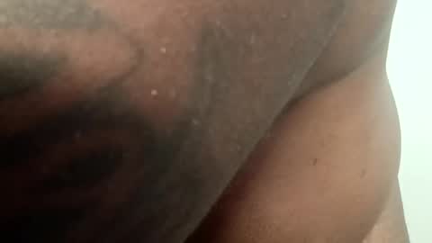 Snapshot of huge_cock321321 chatting on 11.02.25 Huge Cock321321 online show from 11.02.25