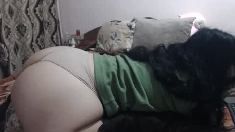 Snapshot of hugeassdevil chatting on 11.20.25 hugeassdevil online show from 11.20.25