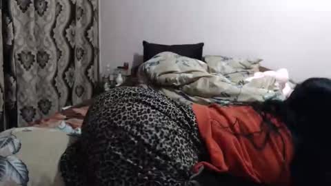 Snapshot of hugeassdevil chatting on 11.29.25 hugeassdevil online show from 11.29.25