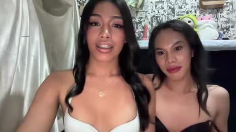 Snapshot of hugecock_macy chatting on 10.14.25 loadedcum macy online show from 10.14.25