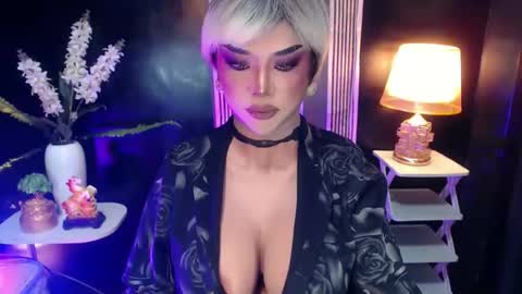 Christine online show from 05.03.26